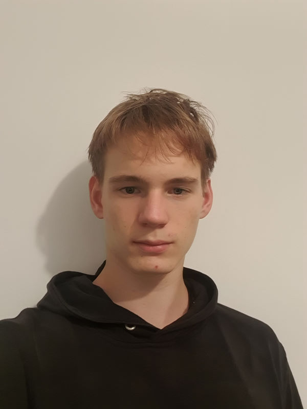 Lénárd Virág